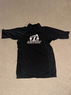 Like New! Never worn! Jetpilot Black Short Sleeve Rash Guard
